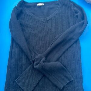 Black mossimo sweater